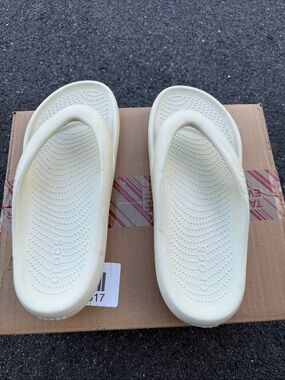 CROCS Classic Comfort Flip-Flops in Off-White